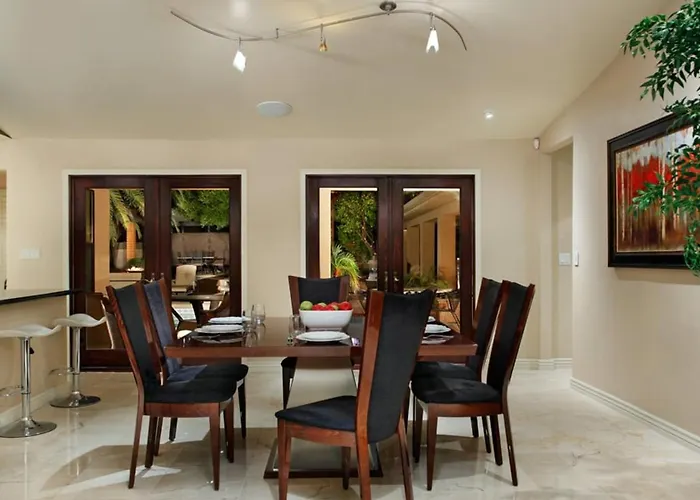 Newly Listed Customized Beds 8 Kings Or 18 Total Ferienhaus *